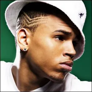 Chris Brown chante 'Next 2 , avec quel autre chanteur ?