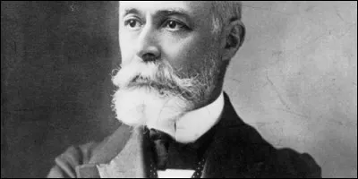 Qu'a découvert le physicien français Henri Becquerel en 1896 ?