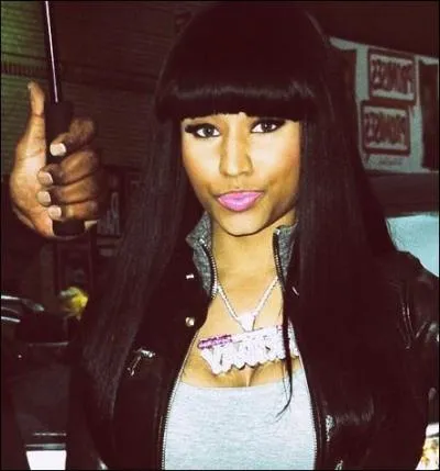 Comment s'appelle le site officiel de Nicki ?