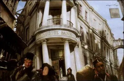 Par qui Harry est-il trahi  la banque ?