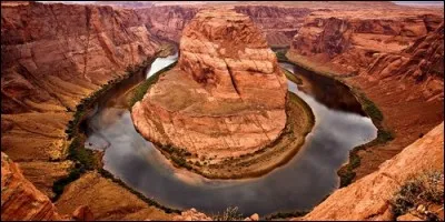 Quel fleuve américain coule au fond du Grand Canyon ?