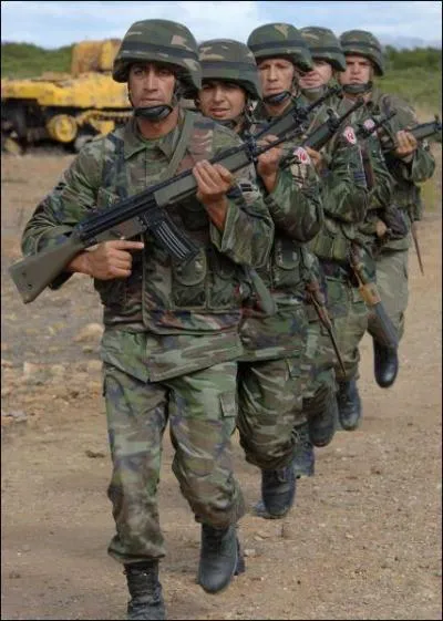 Quand l'OTAN est-elle cre comme alliance militaire du bloc de l'Ouest ?