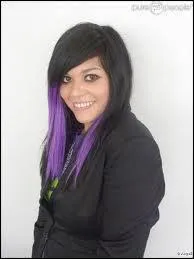 Quel est le titre de son premier clip ?