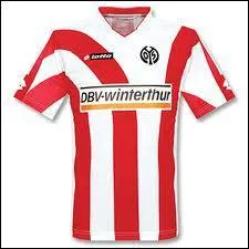 A quel club appartient ce maillot ?