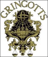 Tome 7 (partie 2) : Comment se nomme le mangemort dont Harry s'est servi pour entrer dans Gringotts ?