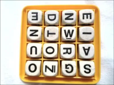 Dans les mots ci-dessous, lesquels figurent sur le plateau ?