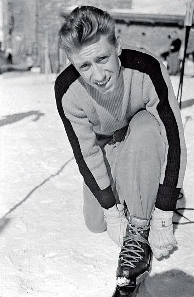 Saint Morritz 1948. Henri Oreiller remporte deux mdailles en ski alpin. Une en descente, l'autre en combin. Quelle est la particularit du combin en ski alpin ?