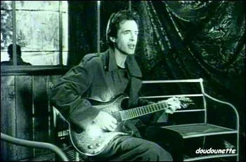 Quel est le nom de la chanson appartenant  ce clip ?