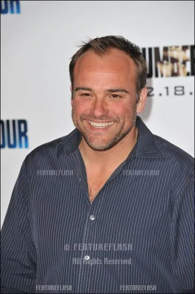 Comment s'appelle cet acteur ?