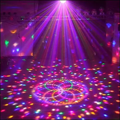 Qui chantait 'Nuit de folie' ?