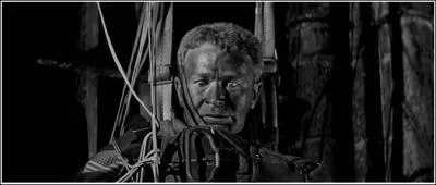 Red Buttons jouait le soldat pendu au clocher de l'glise de :