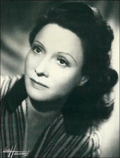 Madame Barrault est :