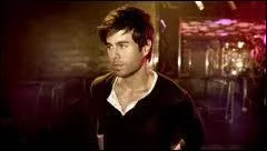 De quel clip de chanson de Enrique Iglesias vient cette image ?