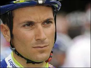 Leader de l'quipe 'Liquigas-Cannondale' il a gagn deux Tours d'Italie (2006 et 2010), et a remport le maillot blanc du meilleur jeune lors du Tour de France 2002. Qui est-ce ?