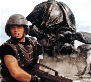 Dans quelle grande ville dbute l'action de 'Starship Troopers' ?