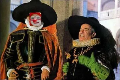 Dans ce film, qui donne la rplique  Louis de Funs ?