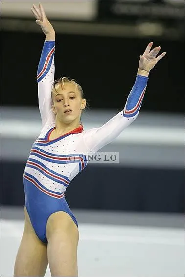 Comment s'appelle la figure d' Emilie Lepennec lors des jeux ?