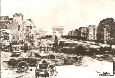 L'Avenue des Champs-lyses est partiellement dtruite durant cette guerre, laquelle d'aprs cette photo ?