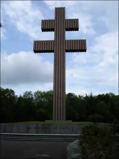 Signe distinctif de la rsistance franaise, cre par Charles de Gaulle.