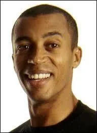 N en 1969, celui-ci est un grand athlte franais, spcialiste du 400 m haies :