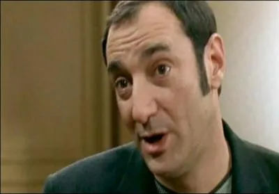 Voici Renaud Marx , il a le rle de l' Inspecteur Kaplan dans Julie Lescaut qui se prnomme ...