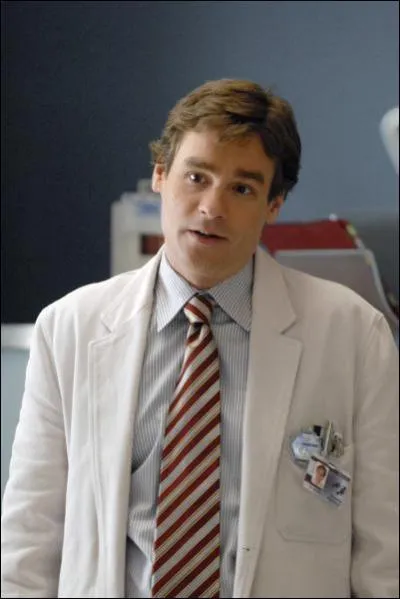 Voici Robert Sean Leonard, il a le rle de Wilson dans Dr House qui se prnomme ...