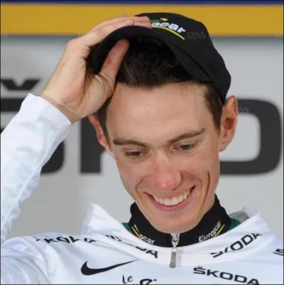 Le meilleur jeune est : ( maillot blanc )