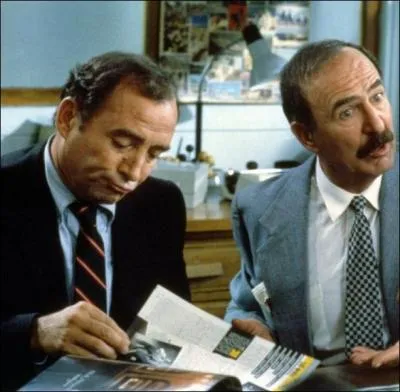 (France 4) Claude Brasseur joue dans un autre film ce soir, dont le titre entier est 'Signe extrieur de ________'.