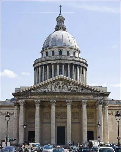 Le Panthon abrite en ses murs les personnages ayant marqu l'Histoire de France. Qui fut le premier  y tre inhum ?