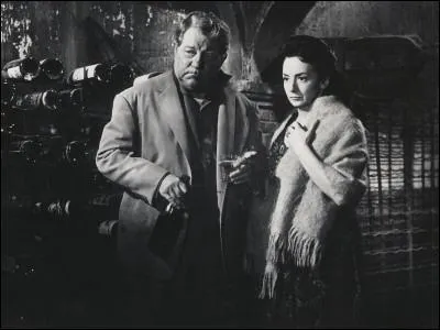 Qui interprétait le rôle de l'épouse de Jean Gabin dans le film 'Un singe en hiver' ?