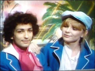 En 1992 France Gall et son mari Michel Berger enregistrent ensemble un album dont le titre est le mme, phontiquement, que celui d'une chanson de Christophe Willem, c'est--dire ...