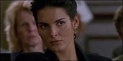 Qui incarne Abbie Carmichael dans "New York, Police Judiciaire" ?