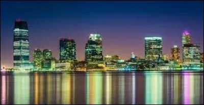 Quel nom d'État n'a PAS été donné en l'honneur d'une personne de la noblesse britannique ?