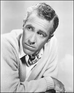 N en 1922, ce grand acteur amricain a t le deuxime poux de Lauren Bacall :