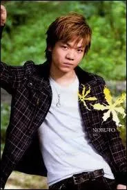 Qui est le bassiste du groupe ?