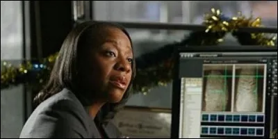 Marianne Jean-Baptiste est Viviane Johnson dans :