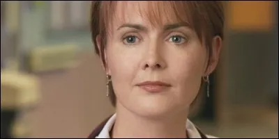 Comment s'appelle Laura Innes dans "Urgences" ?