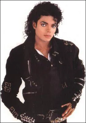 Dans quel clip porte-t-il ce costume ?