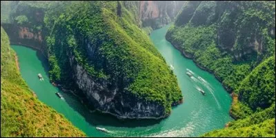 Le fleuve Vert est l'un des plus longs fleuve de Chine.