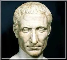 Quel &eacute;crit Jules C&eacute;sar nous a-t-il l&eacute;gu&eacute; ?