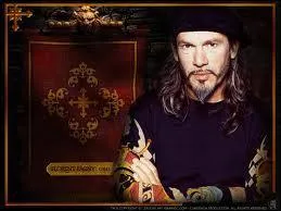 Manire de donner, manire d'avoir, se prter des intentions et ne pas rendre ses devoirs, maigre victoire :