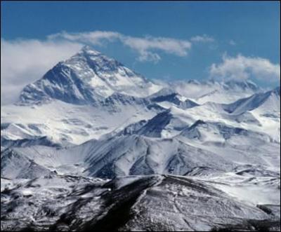 Quel est le mont le plus haut du monde ?