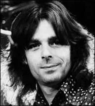 N en 1943, il tait le claviriste du groupe Pink Floyd :