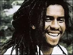 Courte carri&egrave;re pour Tonton David qui chantait ''Chacun sa ROUTE'' pour le g&eacute;n&eacute;rique du film...