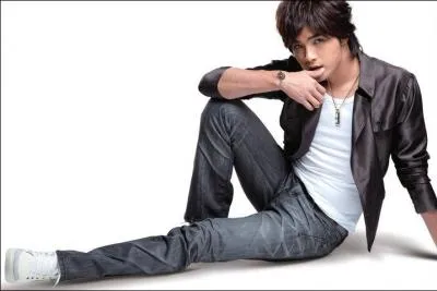 Dans quel label est-il ?