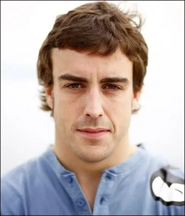 N en 1981, ce pilote automobile espagnol est l'une des grandes figures de l'quipe Ferrari :