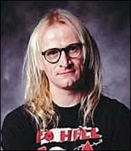 N en 1965, il est l'un des trois 'Lone Gunmen' qui ont gay le casting de 'X-Files'. Ils ont d'ailleurs eu droit par la suite  leur propre srie drive. Cet acteur se nomme donc :