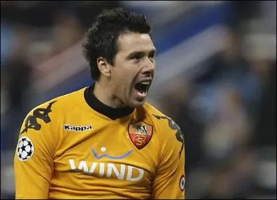 Dans quel club a sign l'ancien gardien de la Roma, Doni ?
