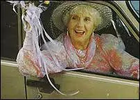 Qui est cette comdienne qui a obtenu le Csar de la meilleure actrice pour un second rle dans la Boum2 ?