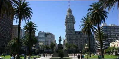 Quelle est la capitale de l'Uruguay ?